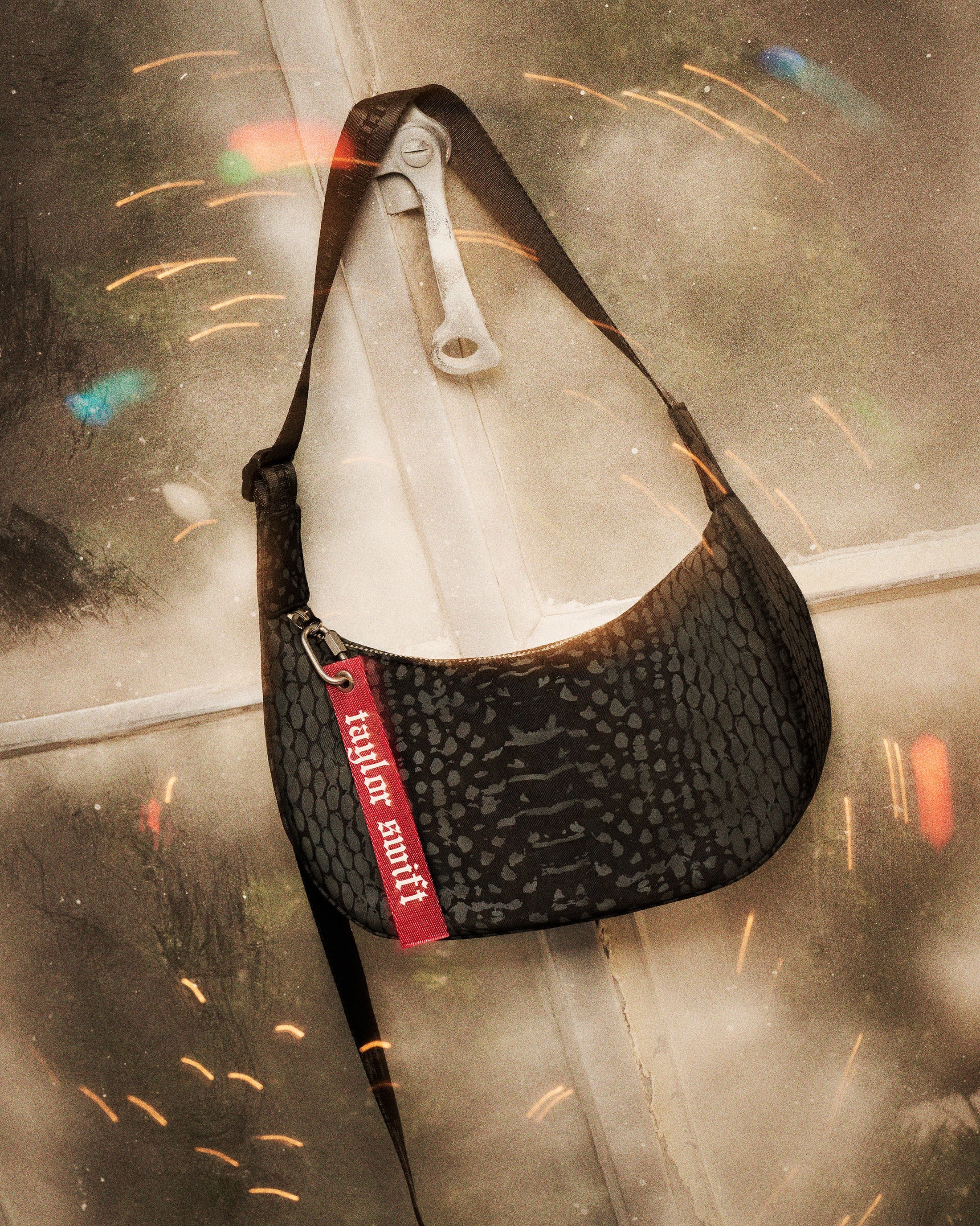 Reputation Album Handbag - Image 2